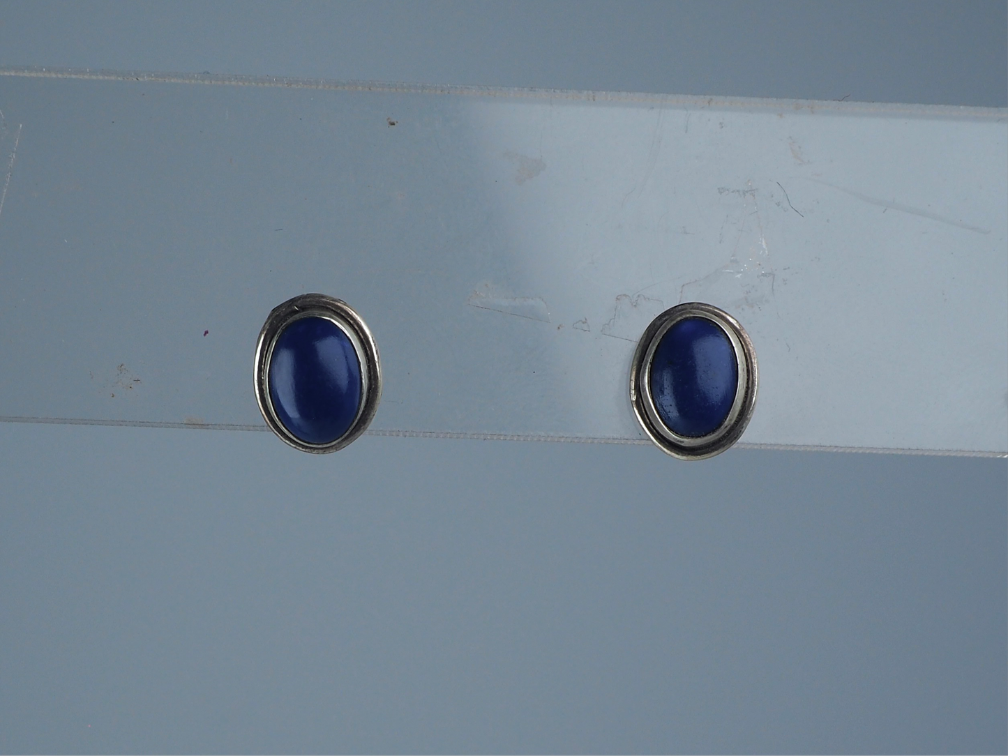 Lapis Lazuli stud earring Silver 925