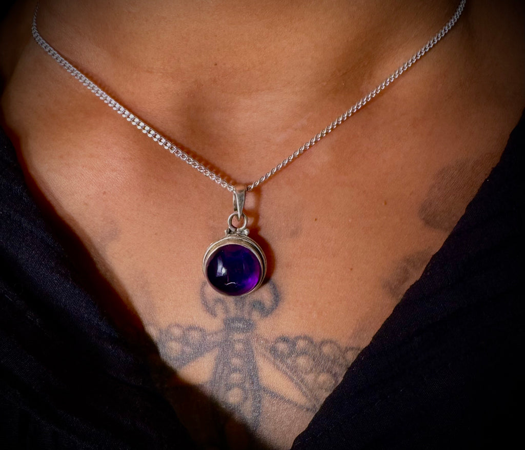 Amethist Round Pendant