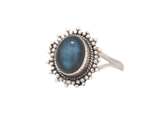 Solsu  Labradorite Ring