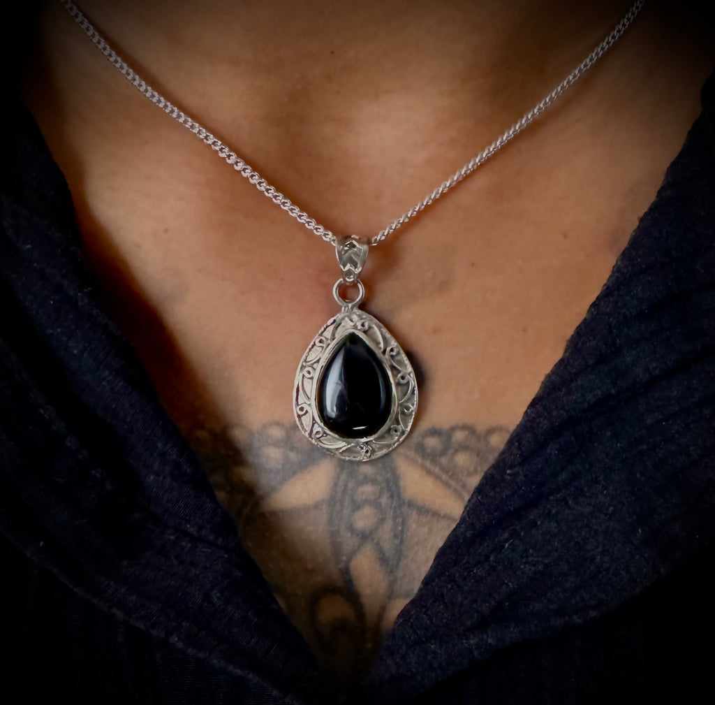 Onyx Shadow Drop Pendant