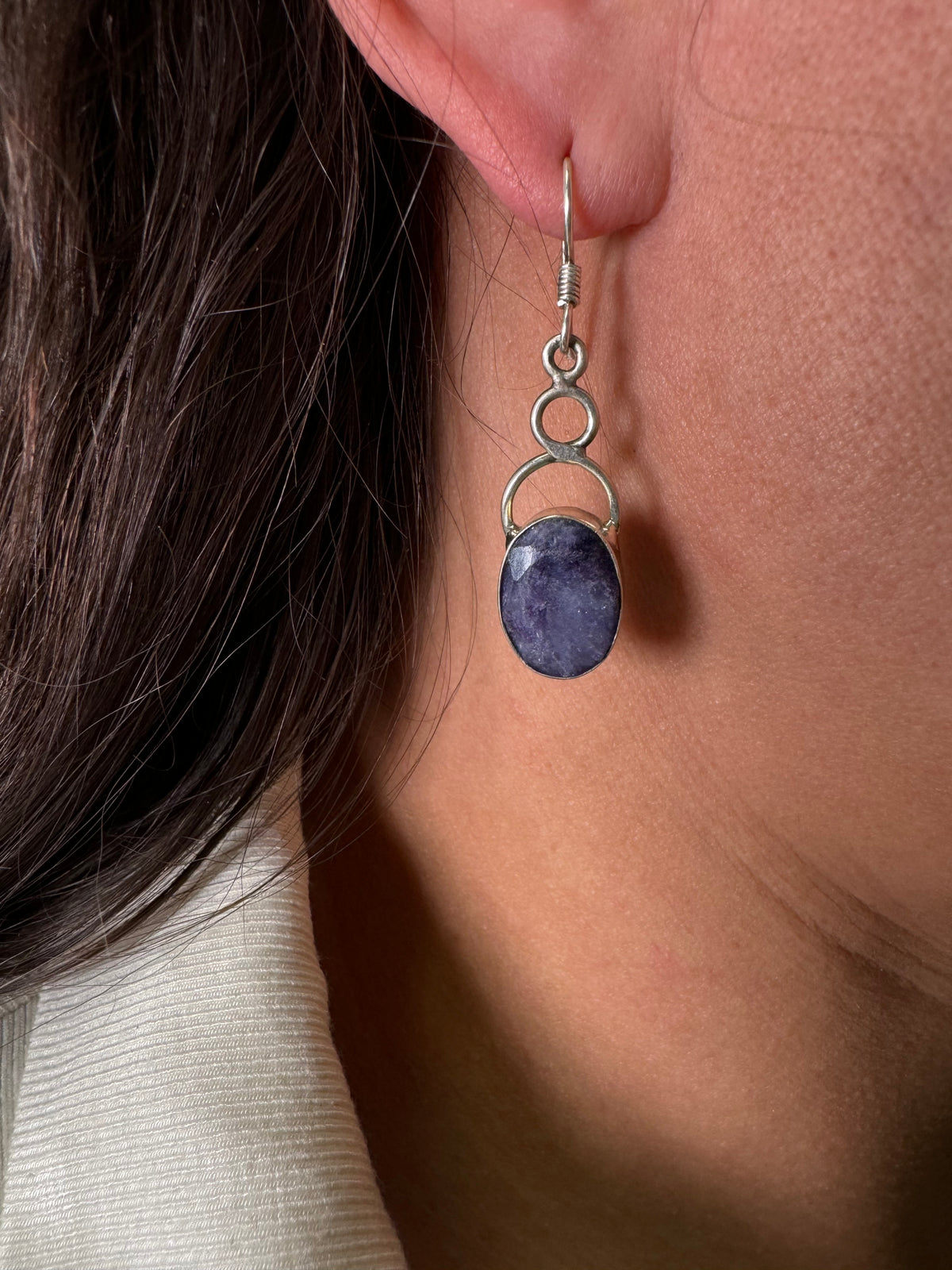 Blue Sapphire Earpiece 1
