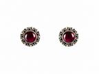 Garnet stud earring Silver 925