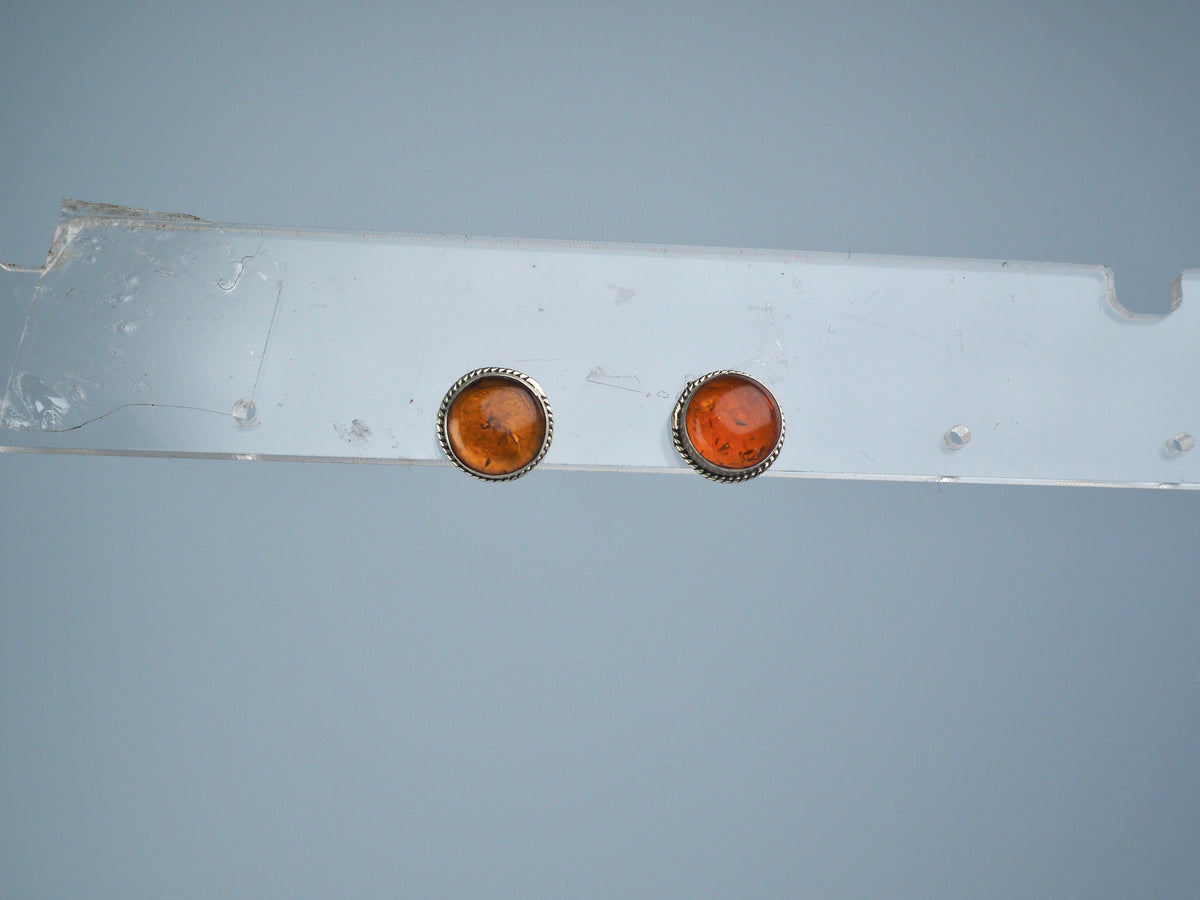 Amber stud earring Silver 925