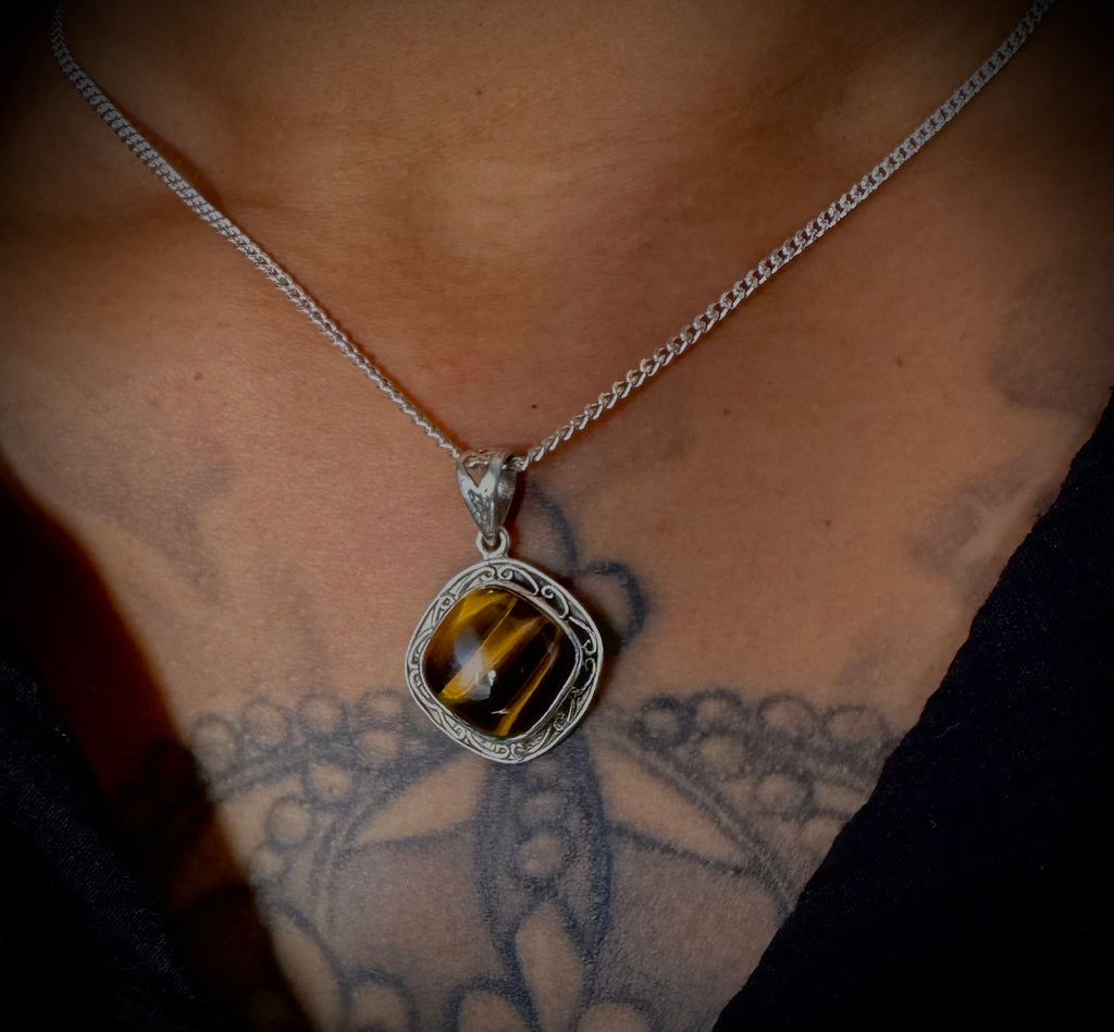 Tiger’s essence Siar Pendant