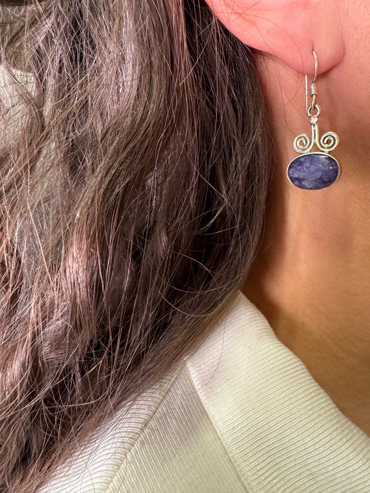 Blue Sapphire Earpiece gemstone Afmaken opspliten.