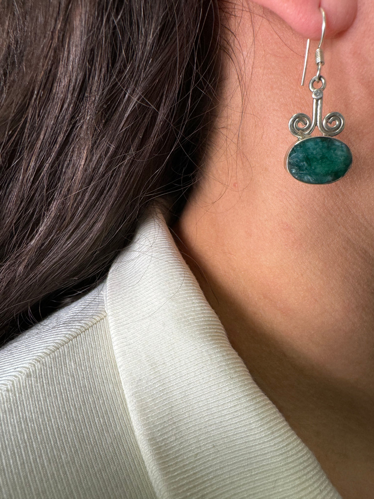 Blue Sapphire Earpiece gemstone Afmaken opspliten.