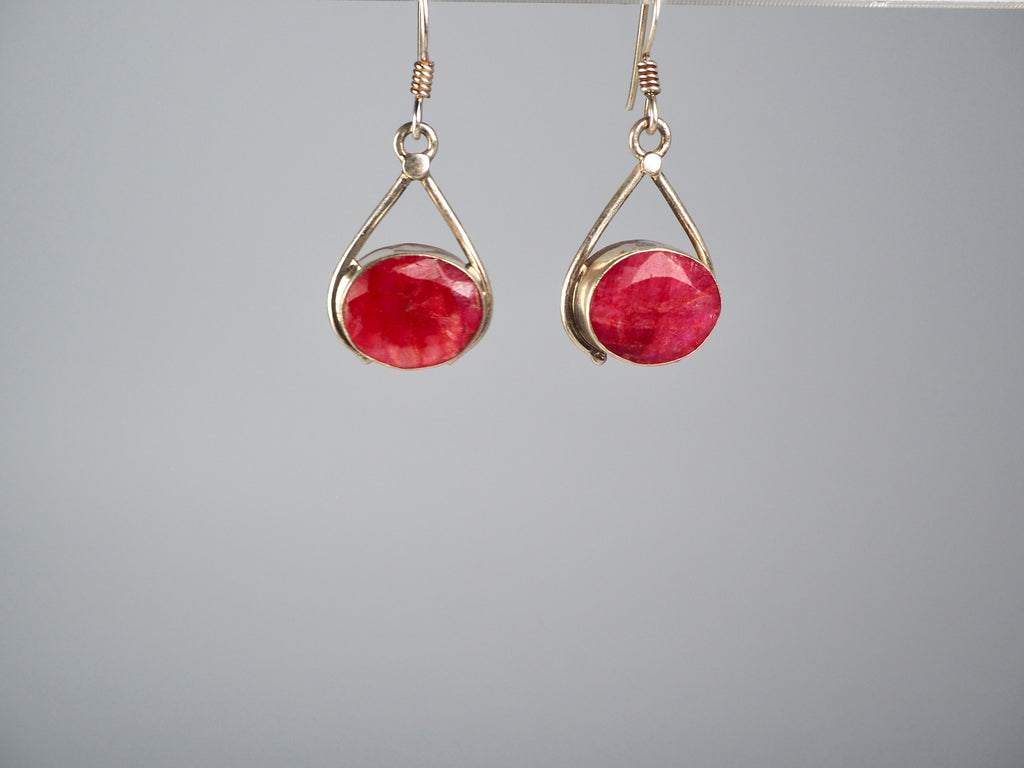 Ruby Earpiece 3