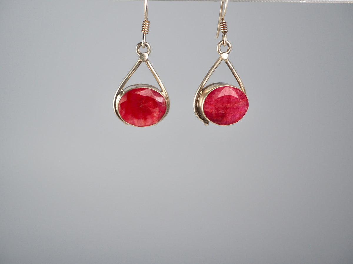 Ruby Earpiece 3